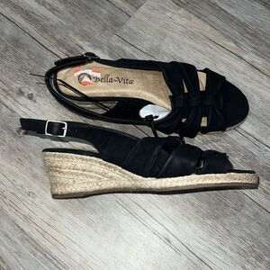 Bella Vita sandals